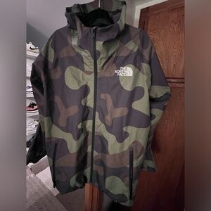 North Face snowboard ski jacket camo… size Large